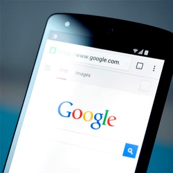 Android : Google donne désormais la possibilité de choisir entre trois autres moteurs de recherche par défaut Android : Google donne désormais la possibilité de choisir entre trois autres moteurs de recherche par défaut