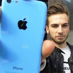 Brûlé à la cuisse par son iPhone 5c, un jeune homme porte plainte L'iPhone 5c surchauffe, brûlure au second degré, et une plainte contre Apple