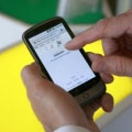 La majorité des internautes accèdent désormais à Internet depuis un ou plusieurs terminaux mobiles La majorité des internautes accèdent désormais à Internet depuis un ou plusieurs terminaux mobiles