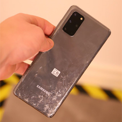 Le Samsung Galaxy S20+, est-il résistant ?