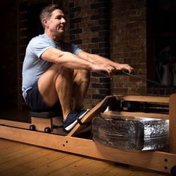 Le WaterRower : un rameur connecté à une application qui procure les sensations de l'aviron WaterRower lance l'application We-Row