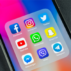 Les réseaux sociaux représentent 7 minutes sur les 10 minutes de temps passé sur le mobile Les réseaux sociaux représentent 7 minutes sur les 10 minutes de temps passé sur le mobile