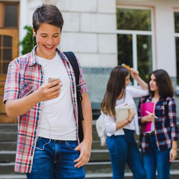Les smartphones bient�t interdits dans les lyc�es : ce qui va changer d�s la rentr�e