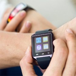 Power-over-Skin, bientôt des montres connectées qui tirent leur énergie de votre peau Power-over-Skin, bientôt des montres connectées qui tirent leur énergie de votre peau