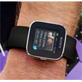 Sony SmartWatch : une montre Bluetooth avec un écran tactile Sony SmartWatch : une montre Bluetooth avec un écran tactile